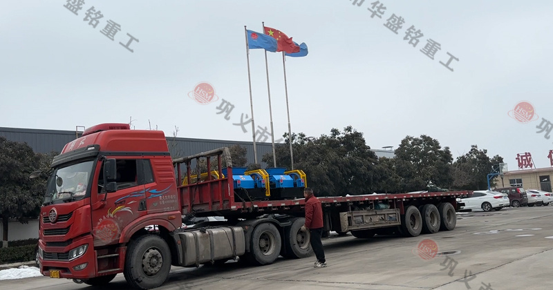 華盛銘的齒輥破碎機(jī)處理石英石砂率如何? 華盛銘的齒輥破碎機(jī)處理石英石砂率如何?