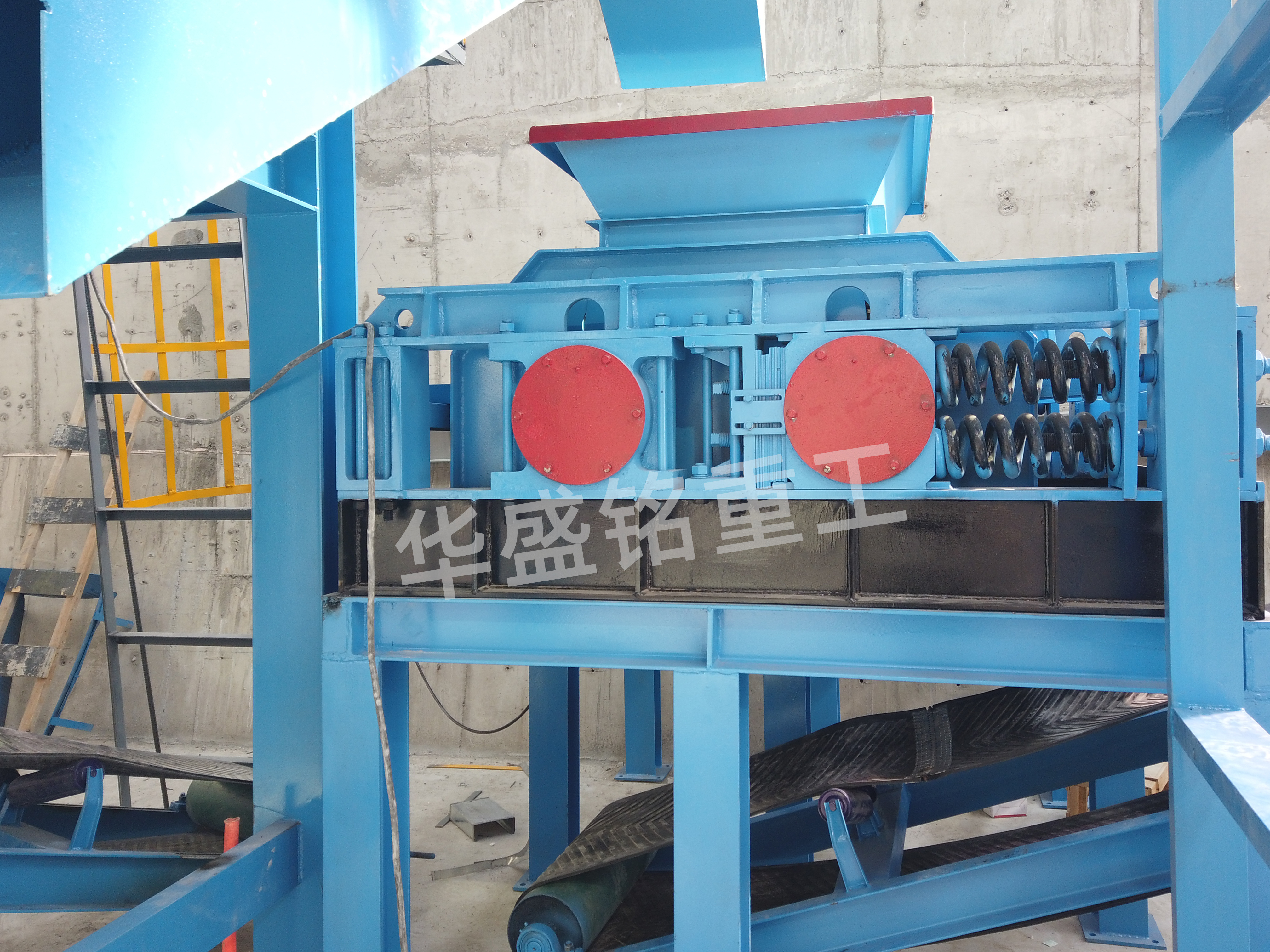 雙齒輥式破碎機