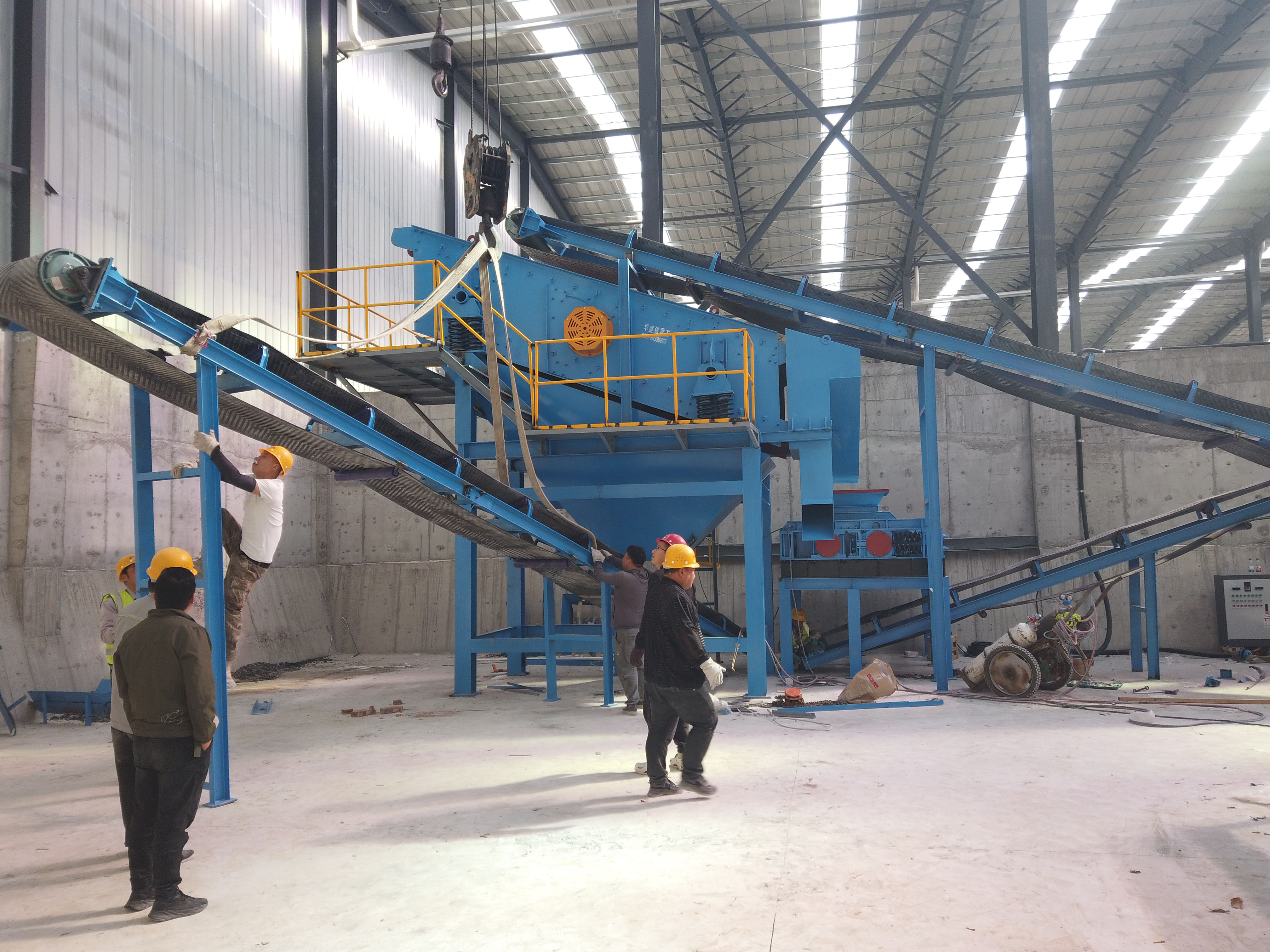 銑刨料精細(xì)化骨料再生設(shè)備，銑刨料破碎篩分設(shè)備，破碎篩分一體機(jī)